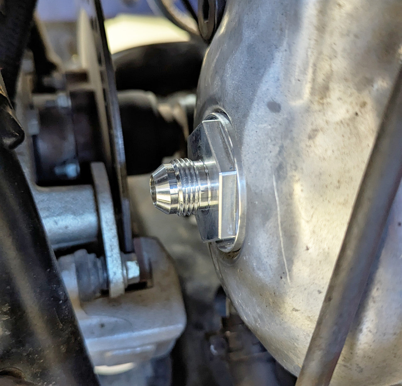 YXZ Stator Cover with -8AN Male Fitting