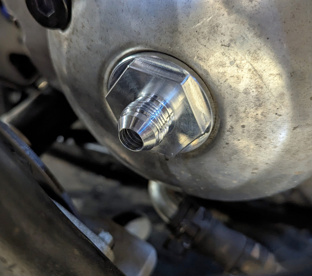 YXZ Stator Cover with -8AN Male Fitting