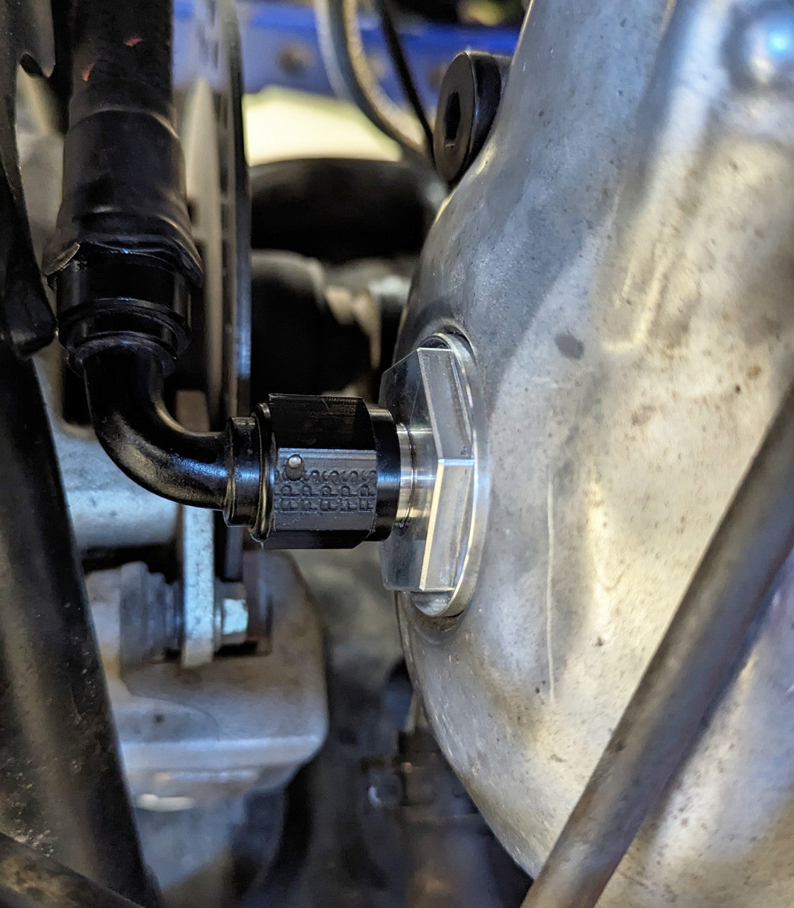 YXZ Stator Cover with -8AN Male Fitting