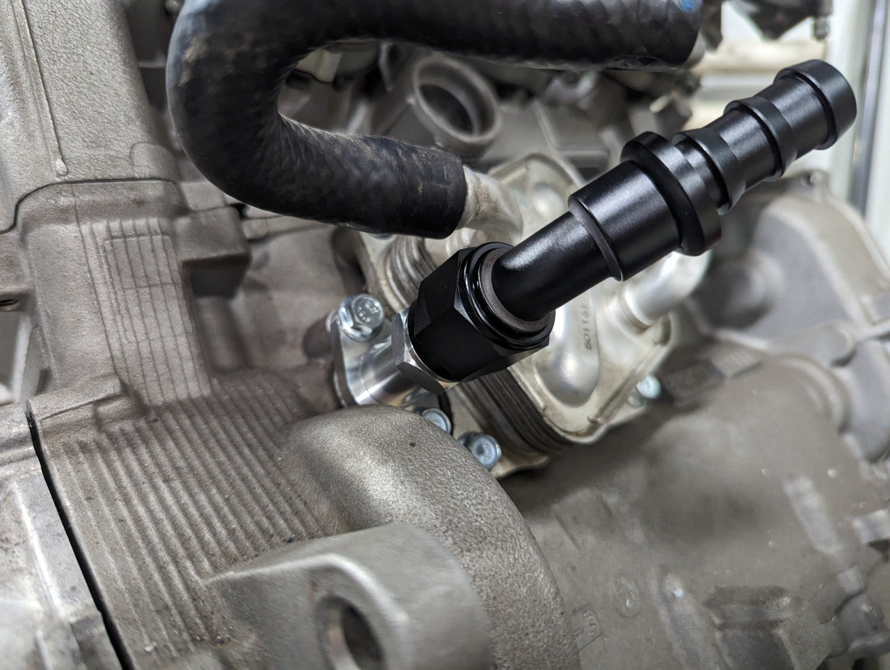 YXZ Oil Pump Fitting -10AN